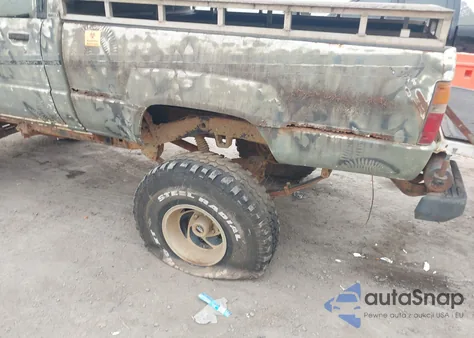 1987 Toyota Pickup Rn63 Std z USA, uszkodzony, nr VIN JT4RN63R7H0128494